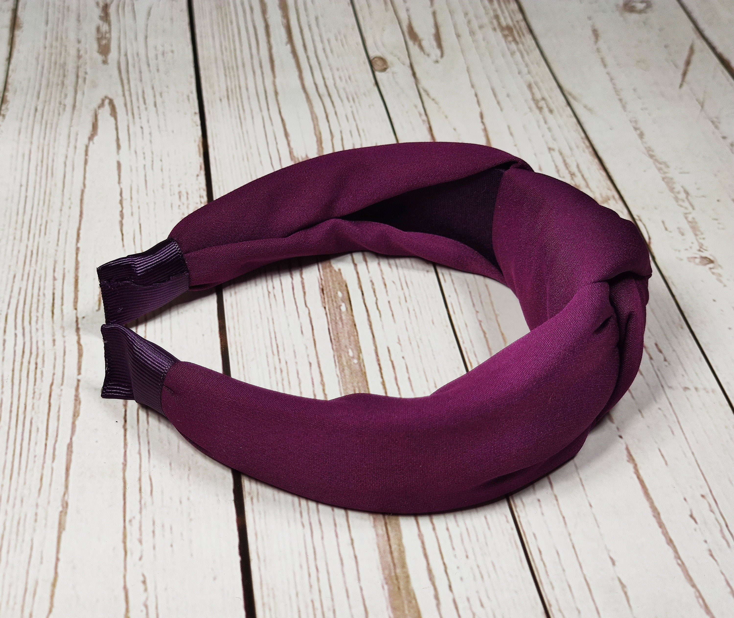 Stay trendy and stylish year-round with our collection of adult knot headbands and knit headbands. These accessories will keep your hair looking fabulous even in the hottest weather conditions.