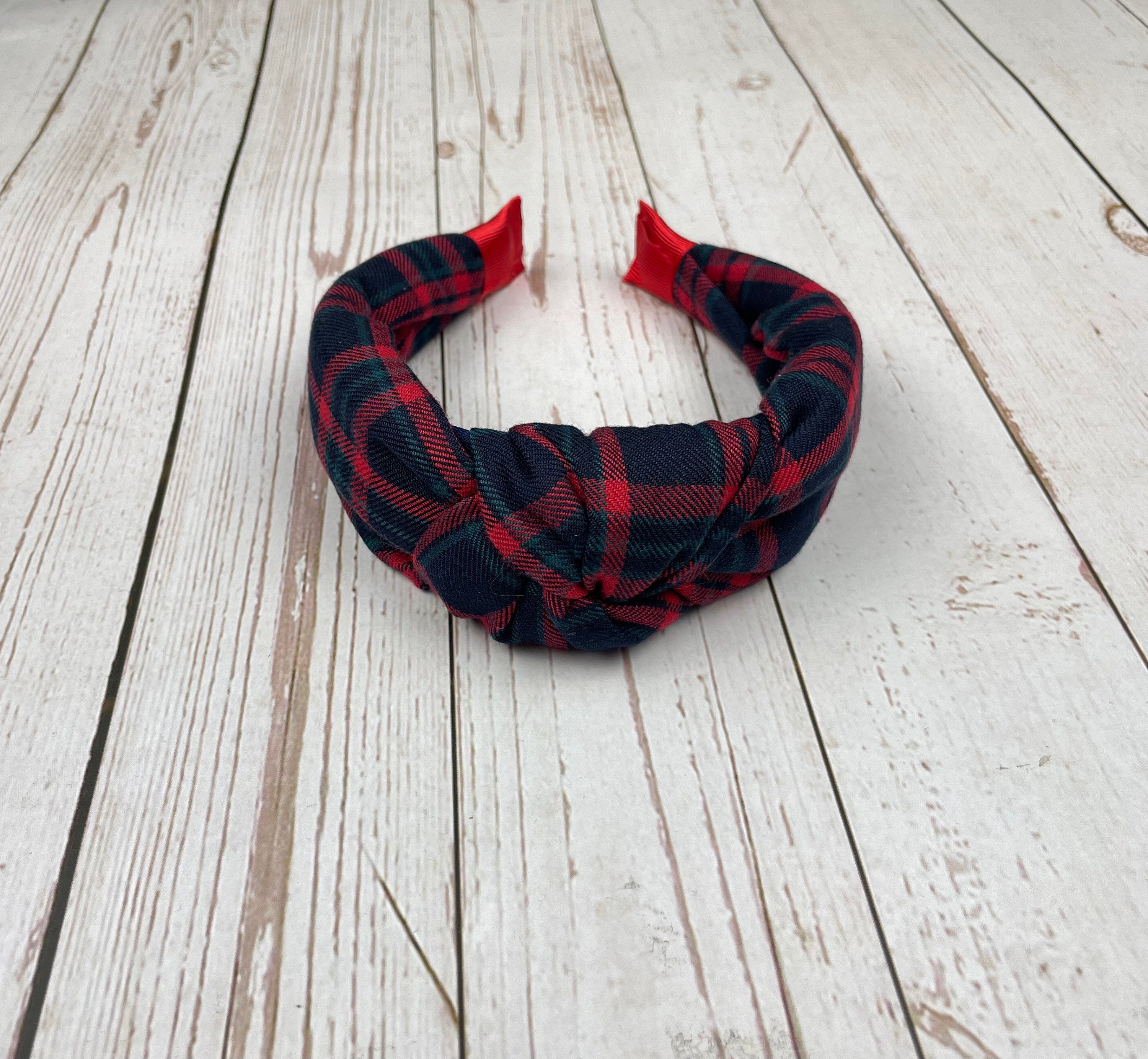 Stay trendy and fashion-forward all autumn long with our selection of plaid headbands for women! They come in different colors and patterns, ensuring that