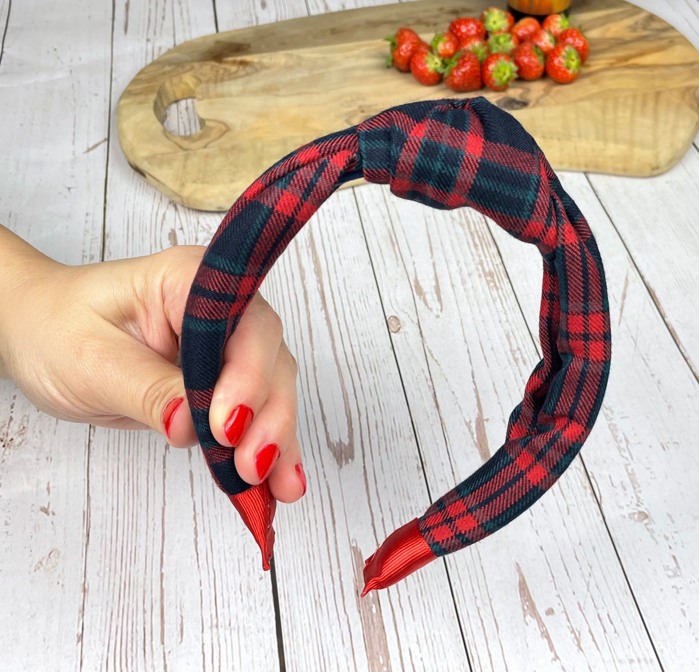 For a fashion statement that will make you stand out from the crowd, try a hair accessory like a red Crepes headband! It comes in different colors and styles and is perfect for any woman on the go!