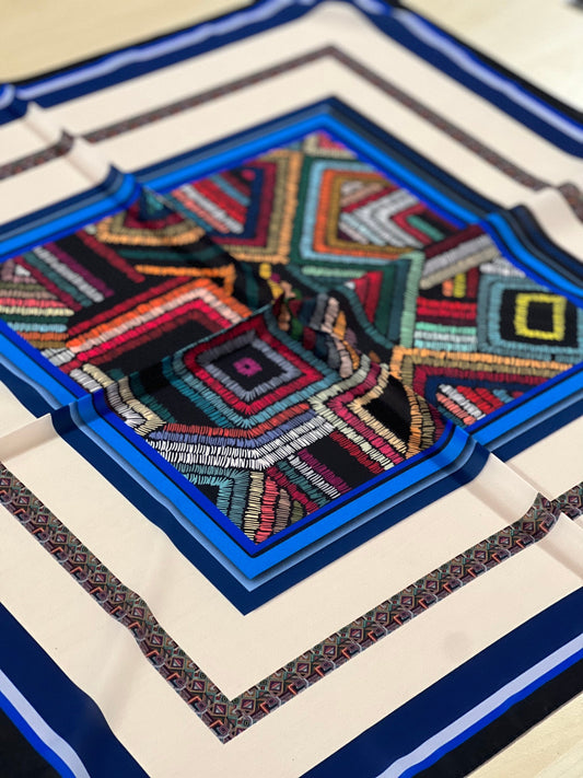 Boho Chic Geometric Print Silk Scarf for Women - Elegant Fashion Accessory