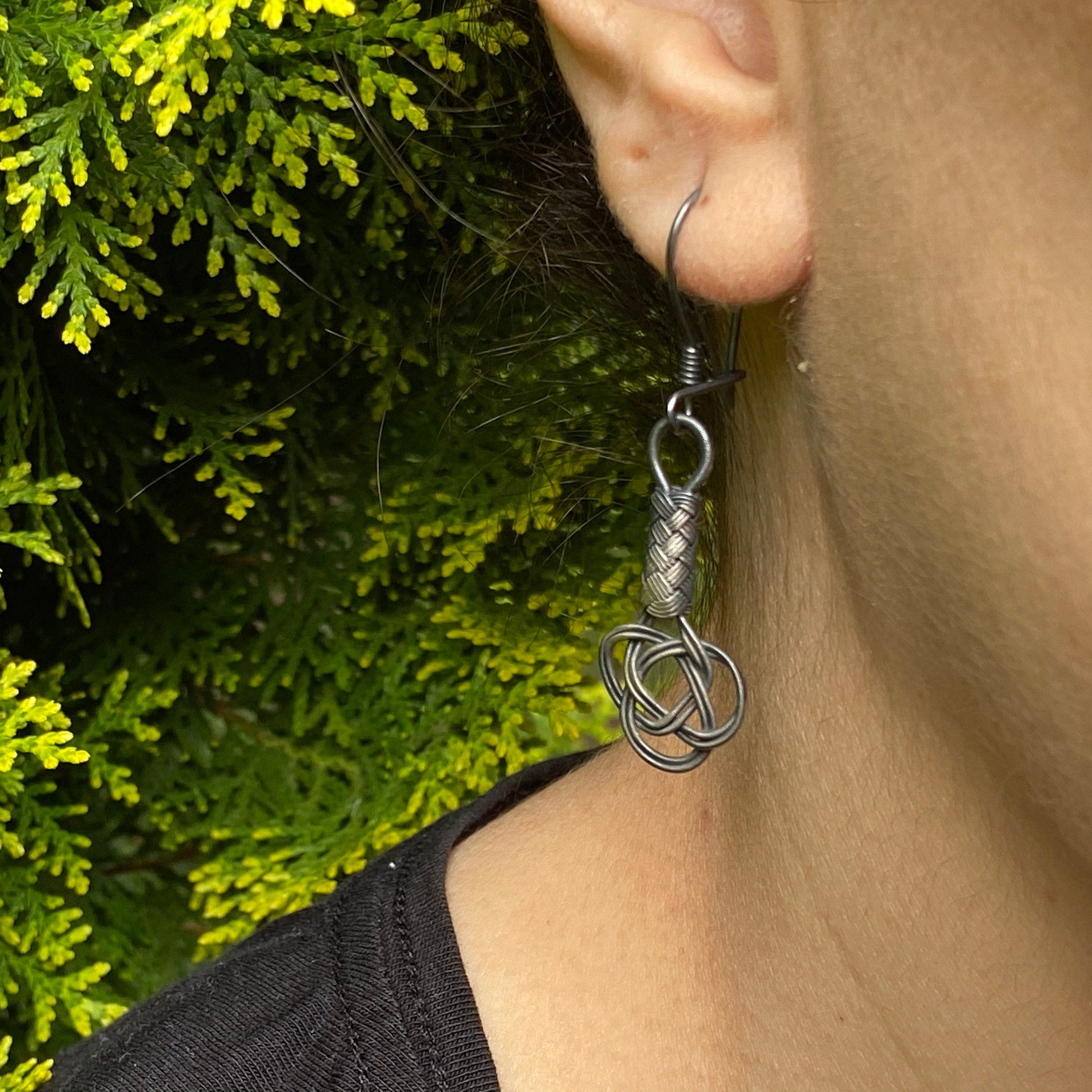 Looking for unique and stylish earrings? Our range of handmade earrings is sure to please. From silver 925 earrings to silver chain drop earrings, we have everything you need to add subtle beauty to your outfit.