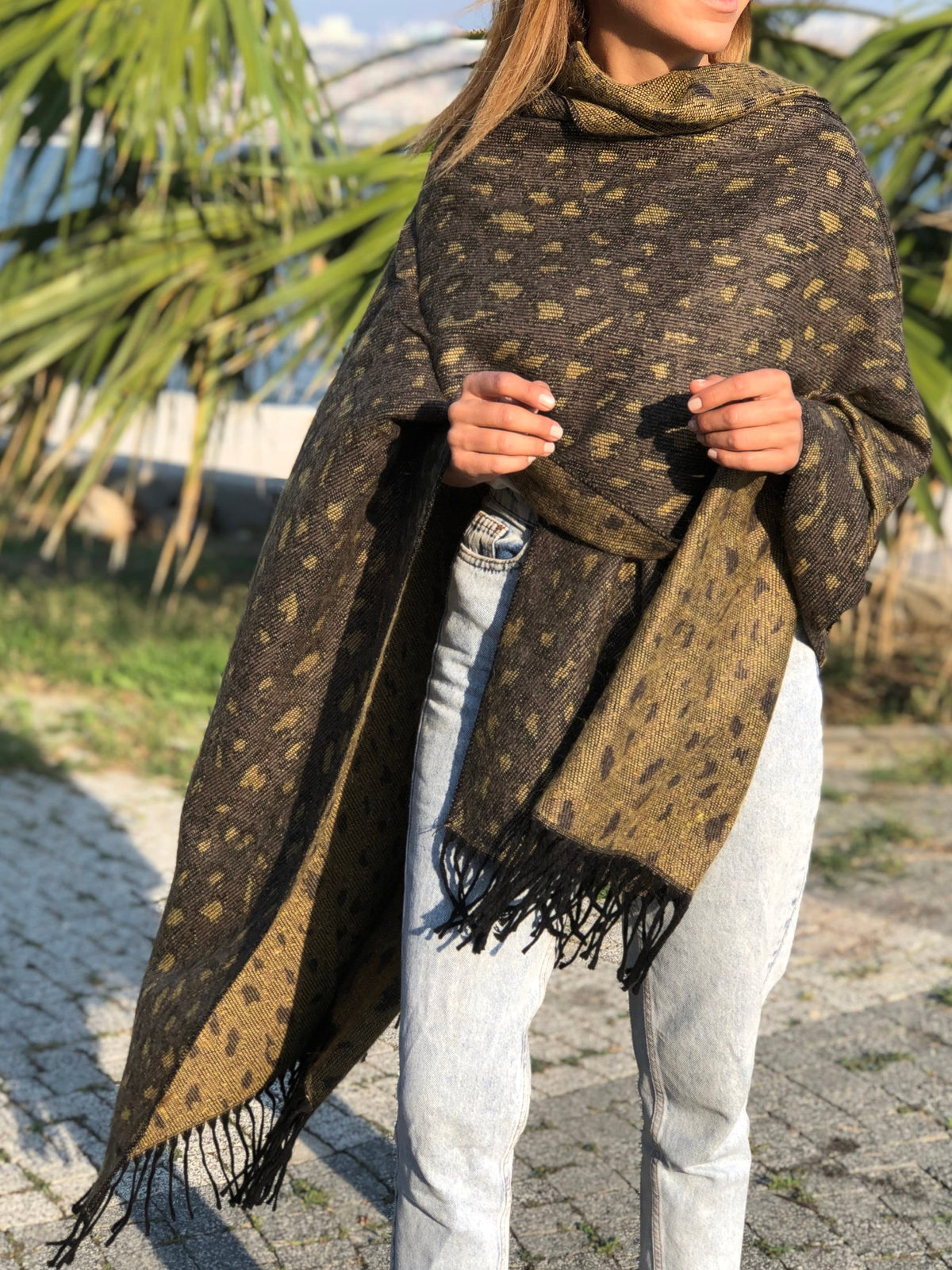 Brown Wool & Acrylic Leopard Pattern Poncho Shawl for Autumn and Winter, Wrap Winter Open Front Poncho Coat