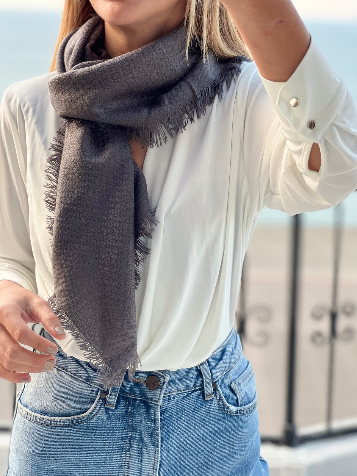 Stay comfortable and stylish with this Soft Scarf for Women, featuring a warm and cozy wool blend
