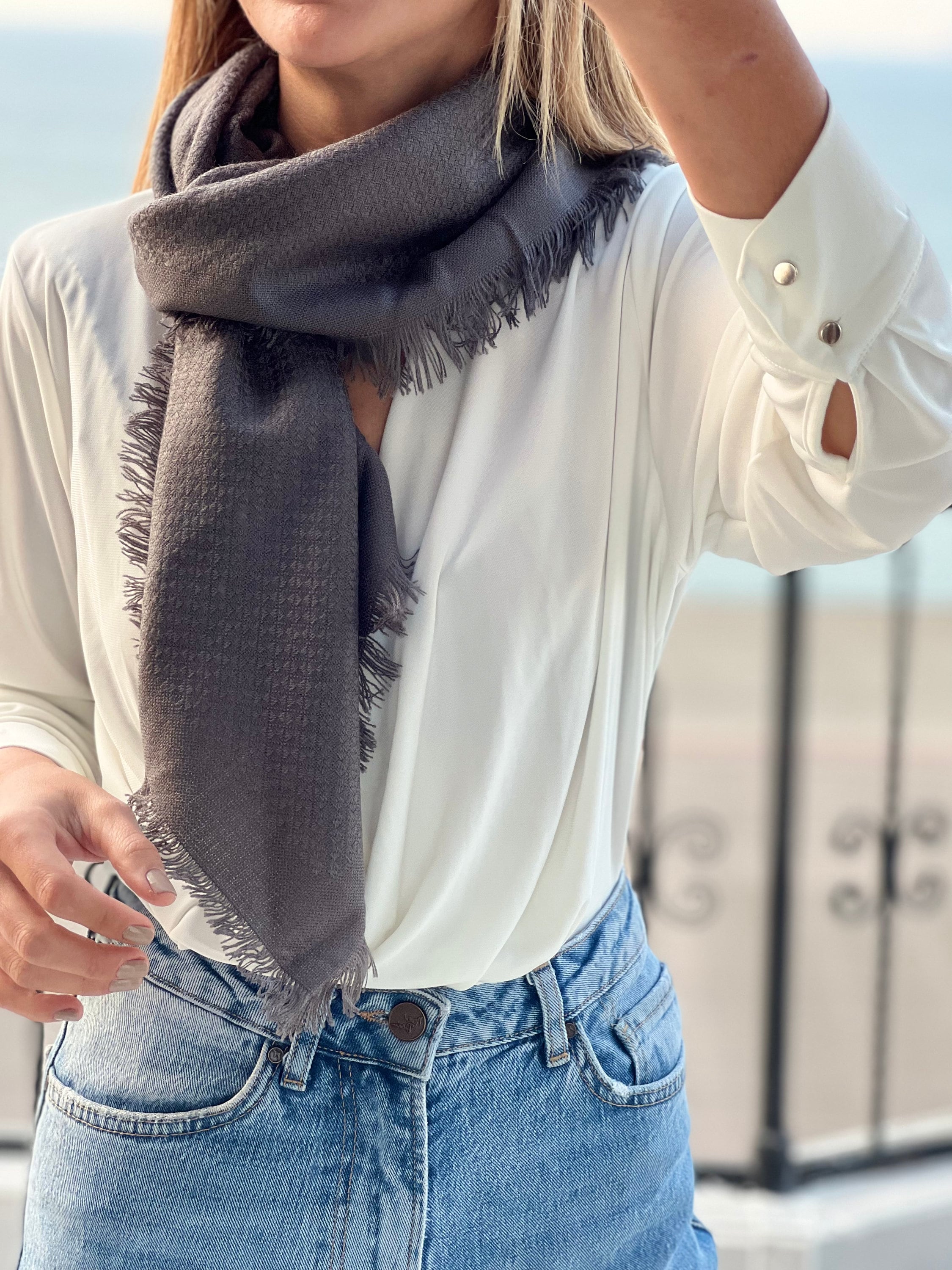 Stay comfortable and stylish with this Soft Scarf for Women, featuring a warm and cozy wool blend