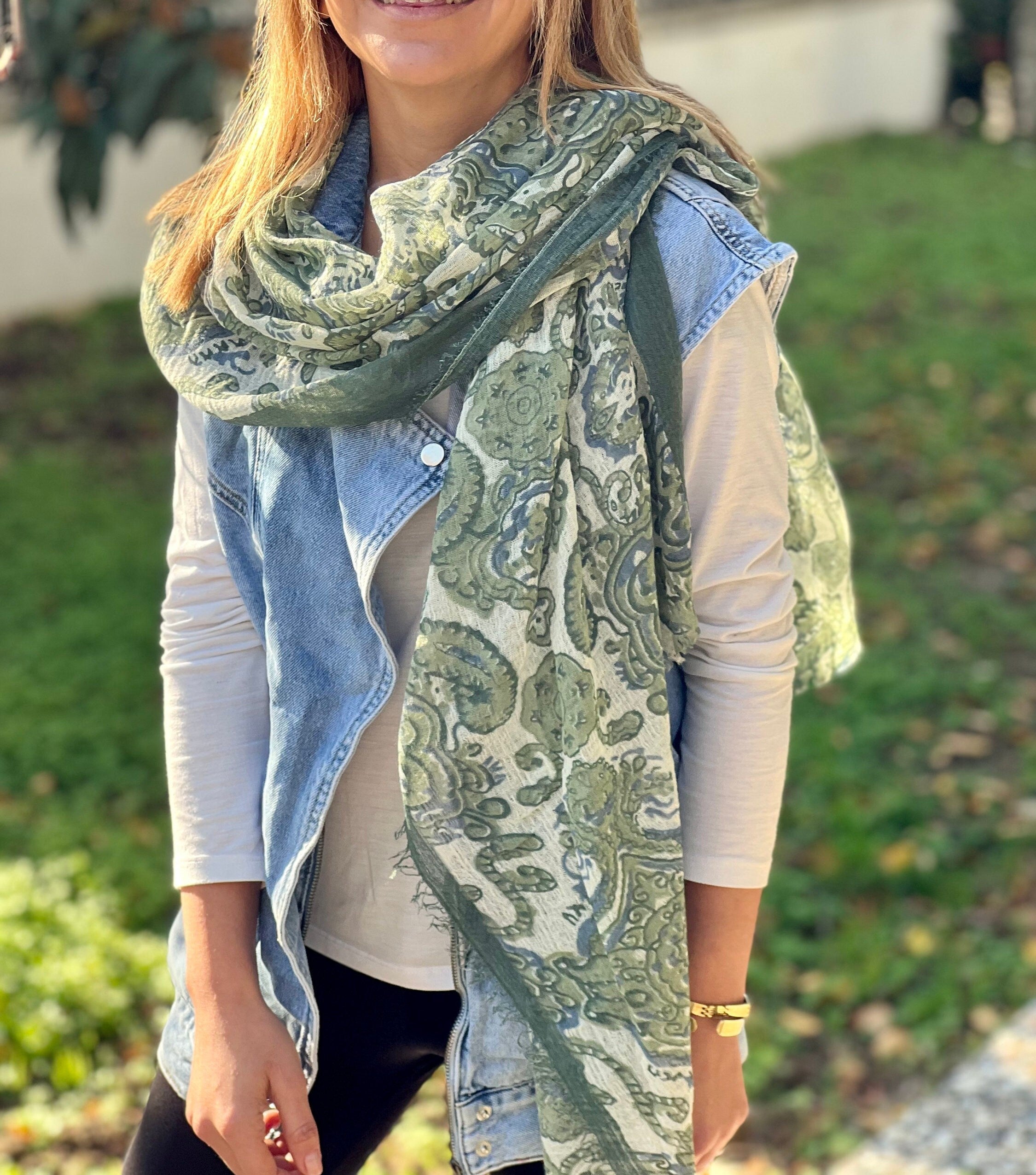 Make a statement with this bright color scarf – it will turn heads wherever you go!