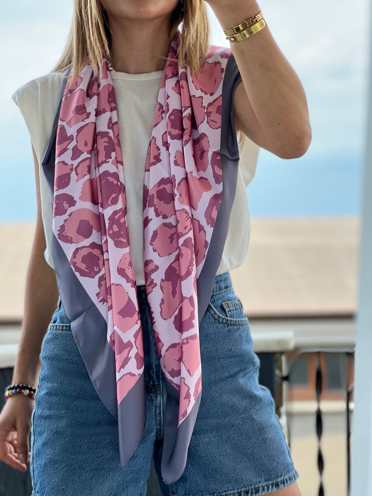 A chic and sophisticated accessory that can be worn year-round.