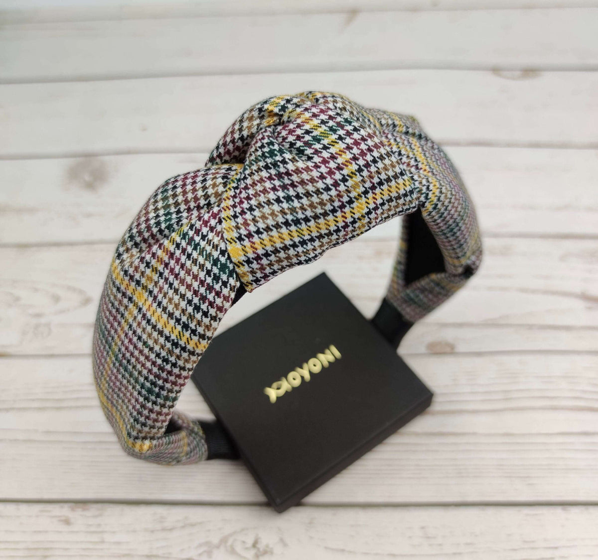 Find the perfect headband for every occasion at Crepe! With a variety of colors, patterns, and styles, you are sure to find the perfect headband for you!