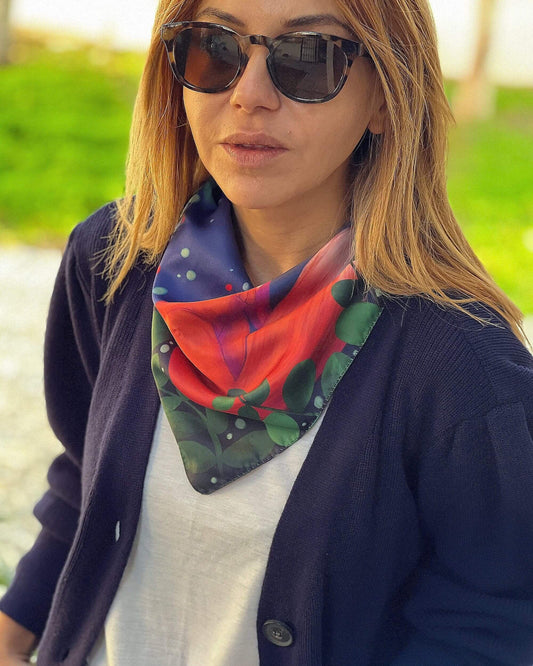 Satin Square Scarf-Fox Print Neck Scarf-60x60 cm Christmas Bandana-Winter Theme Silk Feel Wrap-Forest Animal Scarf-Gift for Her