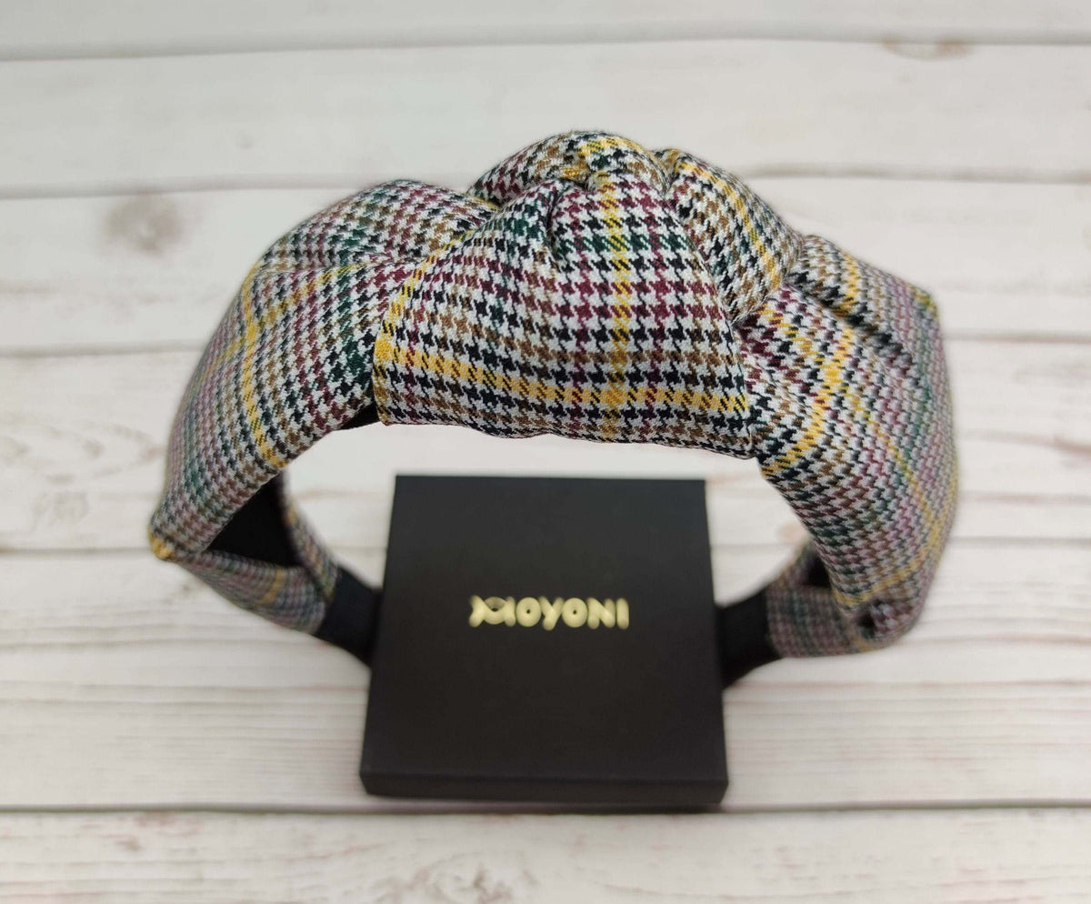 Add some fun and style to your look with a stylish headband from Crepe! Our headbands are made from high-quality materials and will help you look your best no matter what you are wearing!