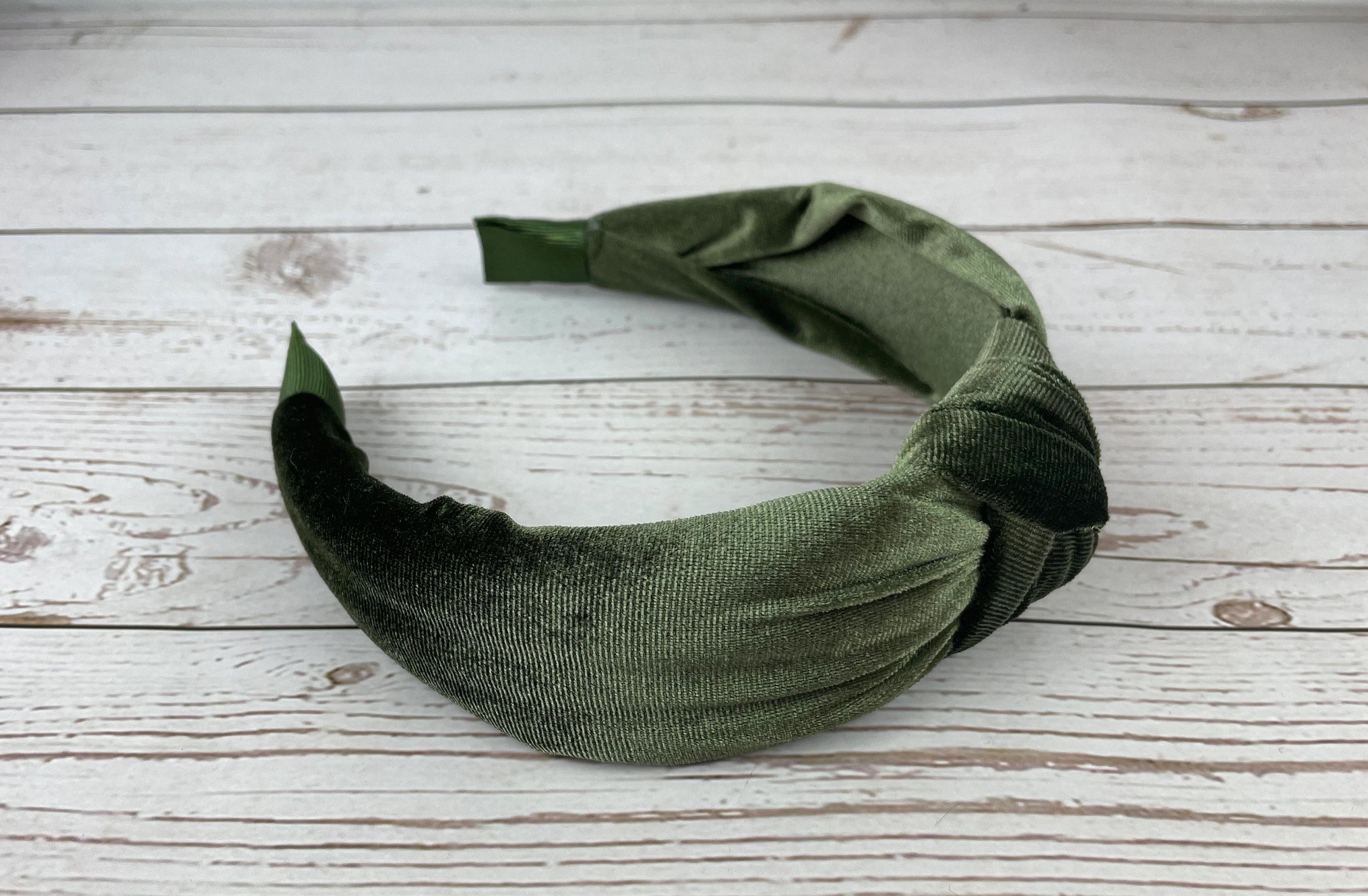 Stylish Army Green Knotted Velvet Headband - Fashion Accessory for Women