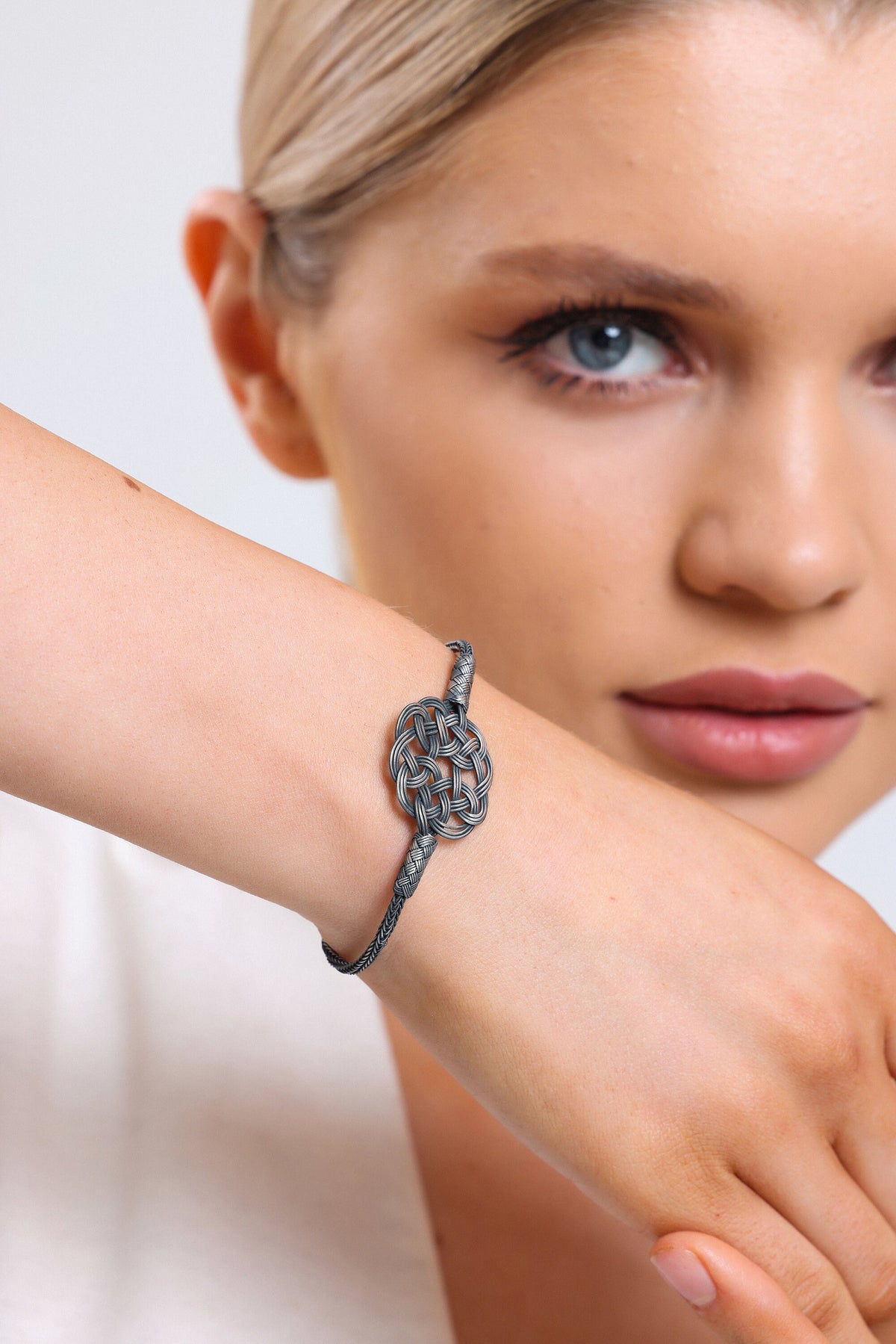 WOVEN SILVER BRACELET, Wonderful Gift, Thin Silver Bracelet, Women Wire Bracelet