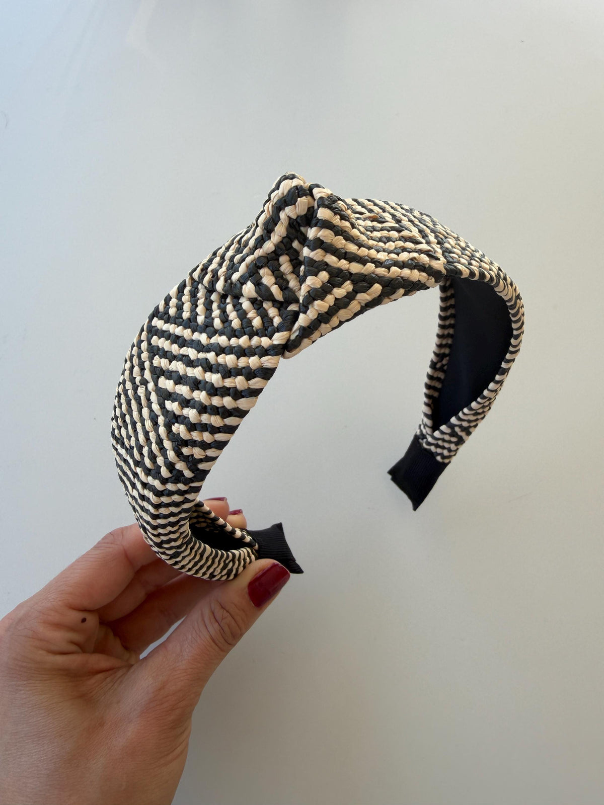 Black & Cream Woven Headband, Natural Raffia Knotted Headband, Wide Straw Hairband, Boho Summer Hair Accessory for Women