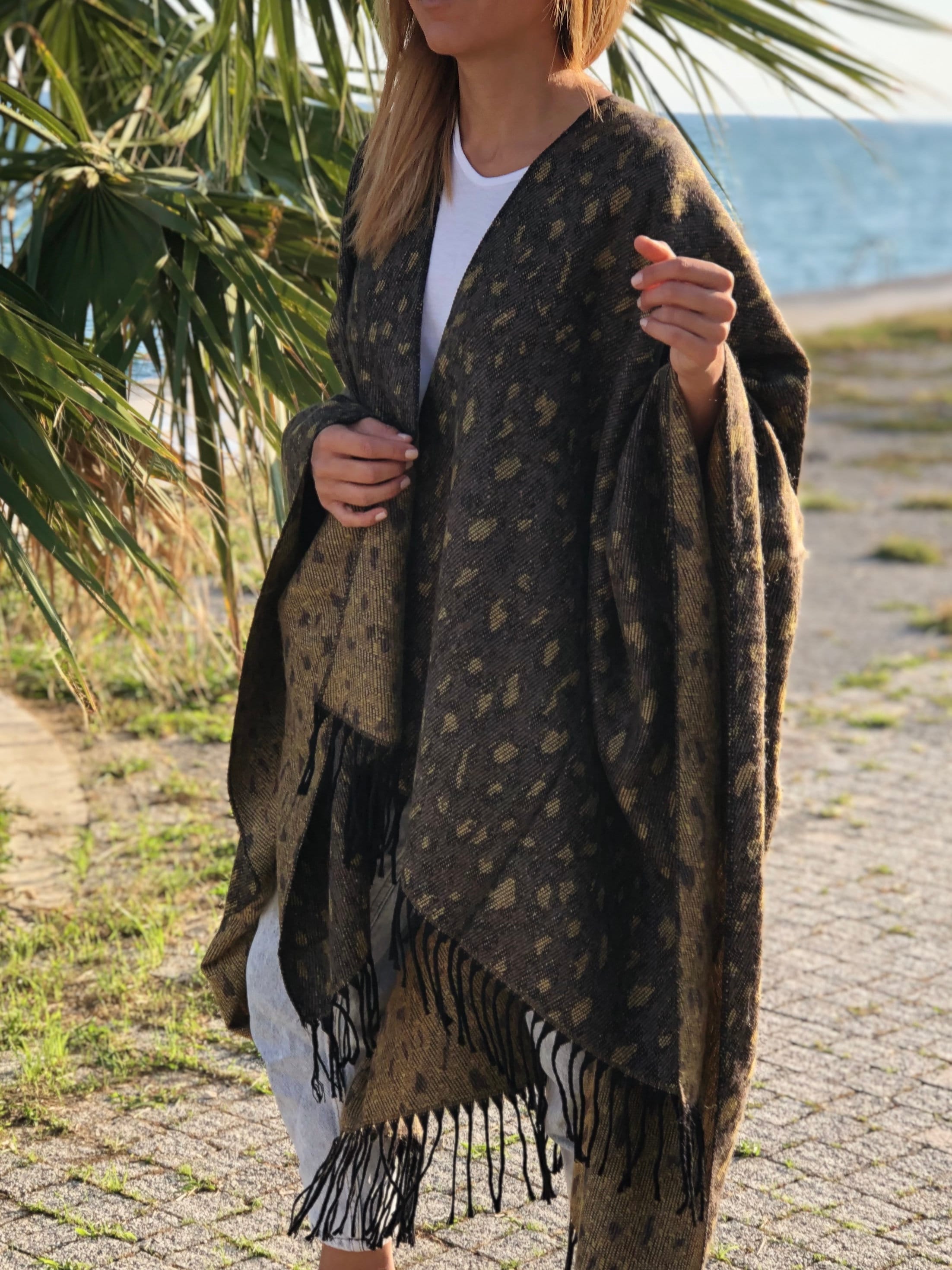 Warm and Chic: Brown Wool & Acrylic Leopard Pattern Poncho Shawl for Autumn and Winter