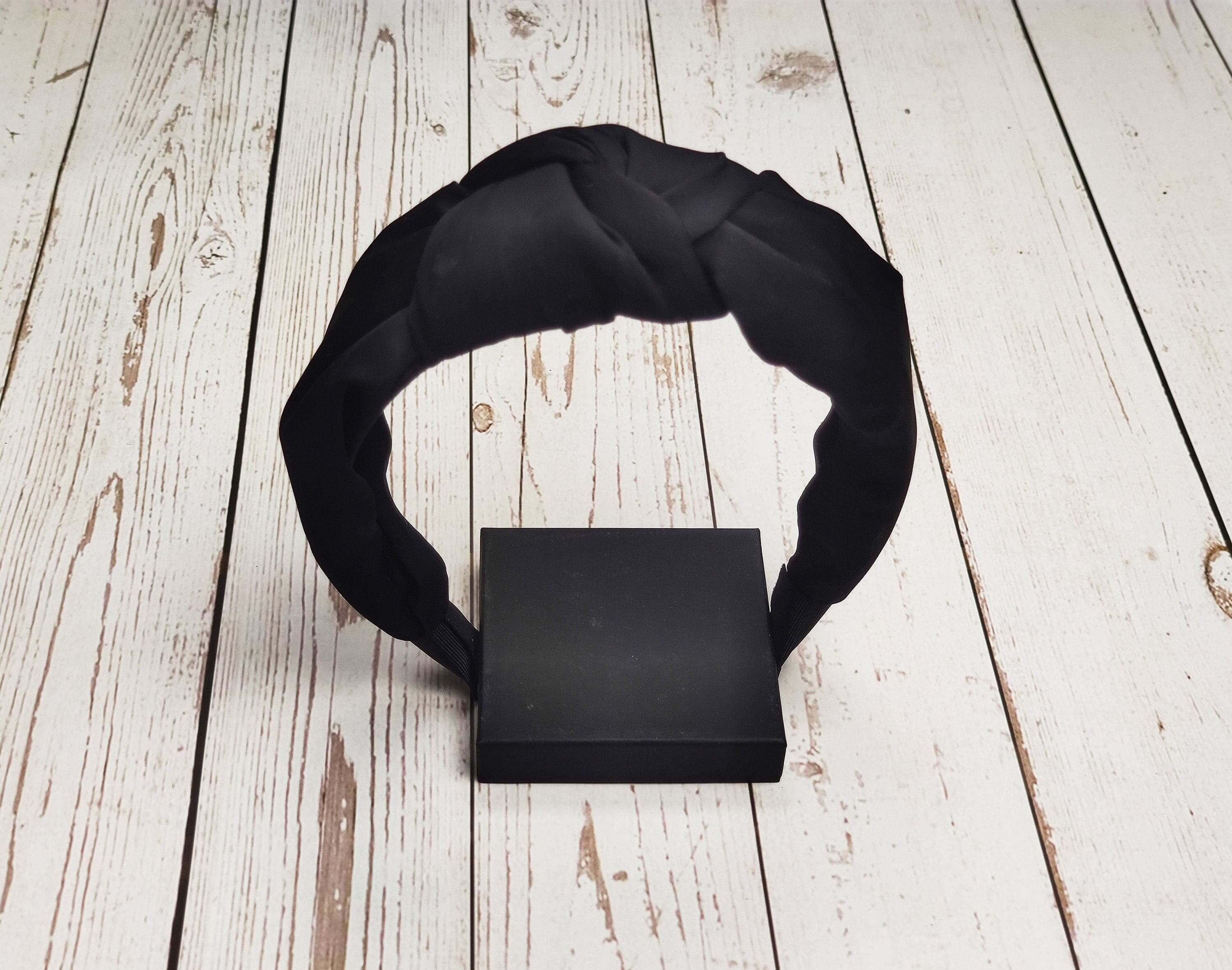 If you are looking for a stylish, fashionable, and practical hairband that you can wear both day and evening, then check out these black twist knot headbands! They are made from soft and comfy viscose crepe material.