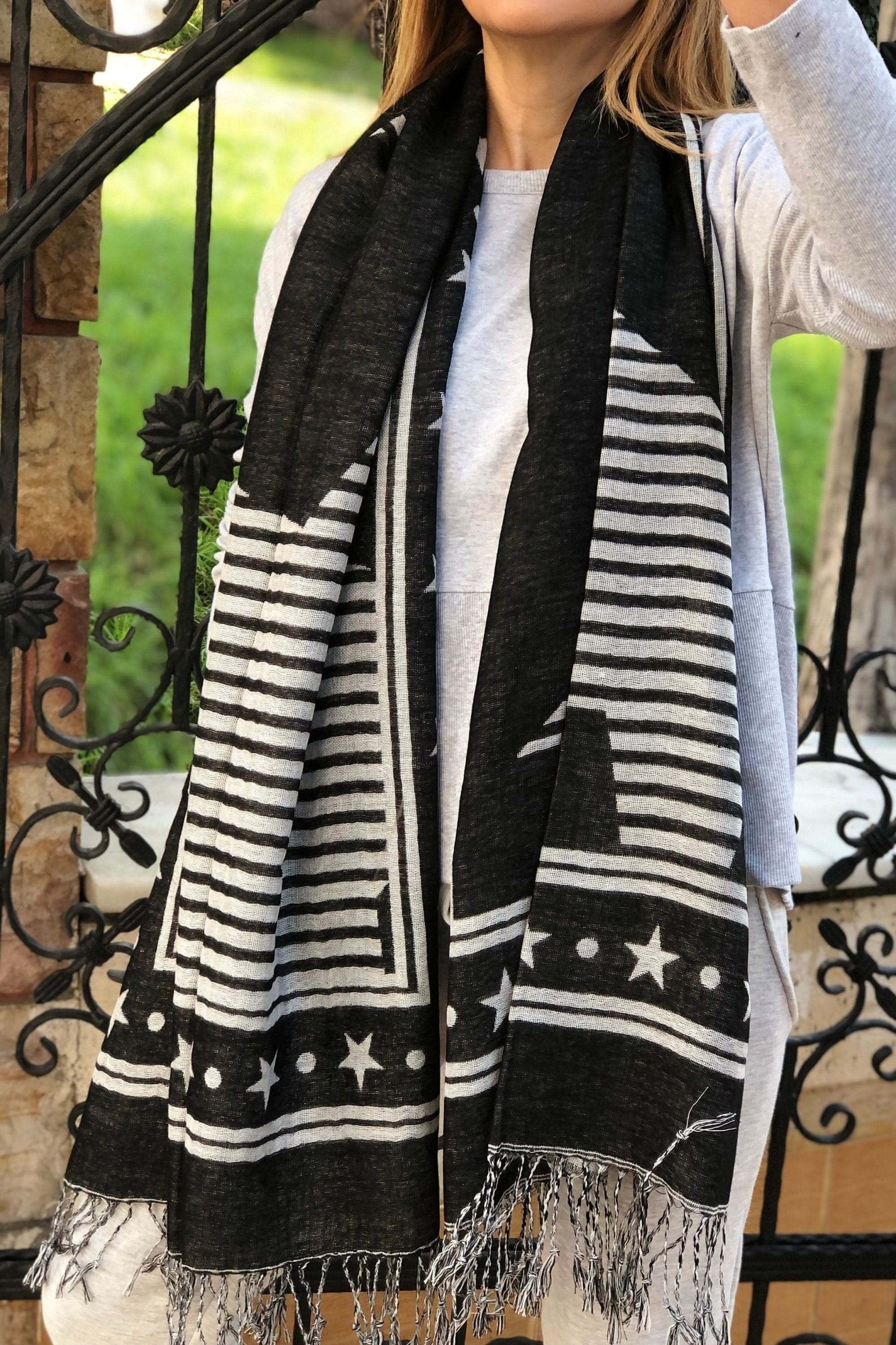 Black & White Acrylic Cotton Scarf: A cozy, black and white scarf made with soft acrylic cotton, perfect for adding a touch of style to any outfit.